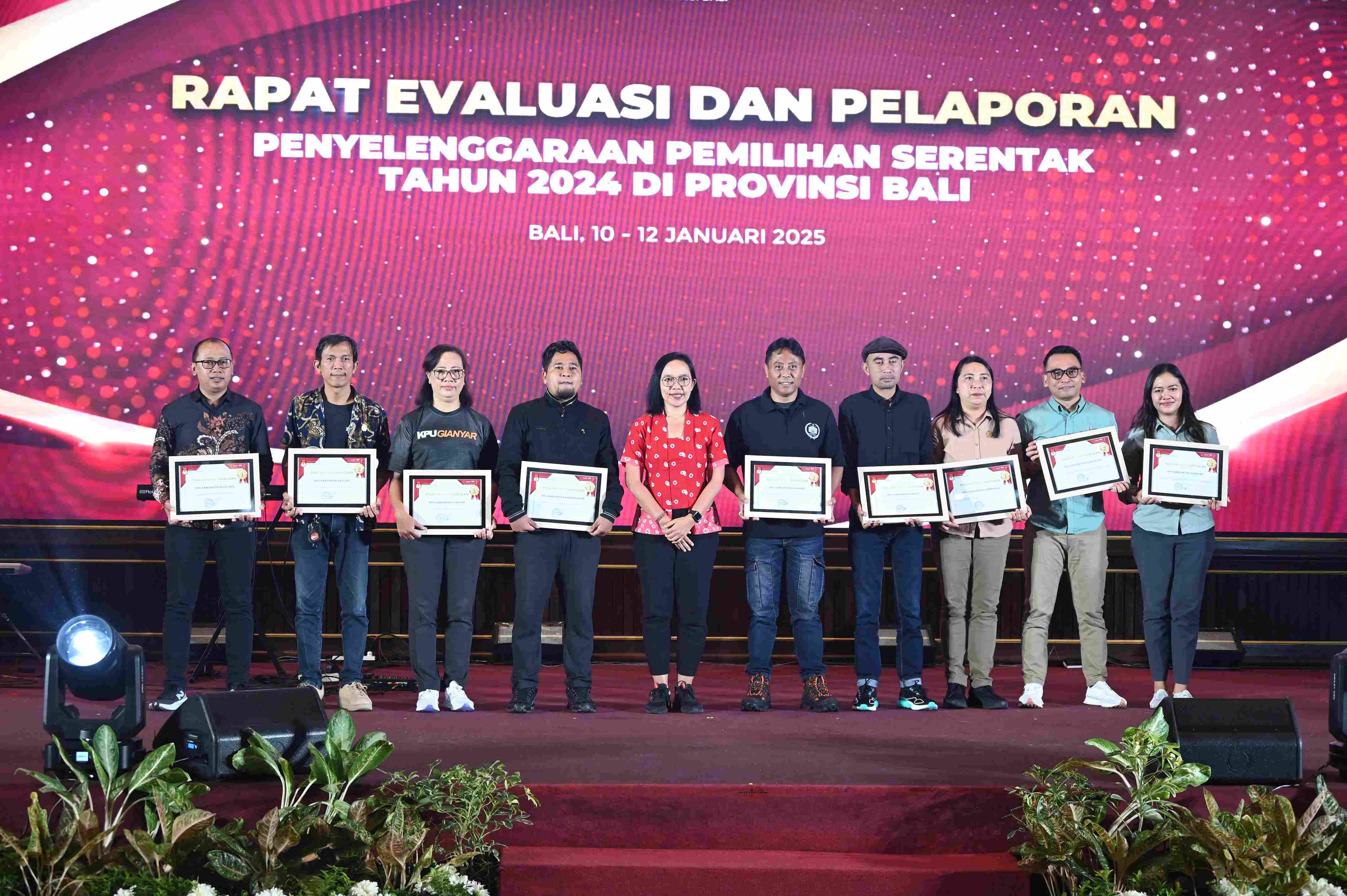 Penyerahan Award